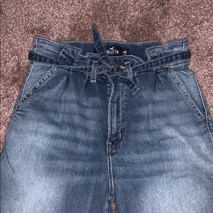Hollister mom jeans